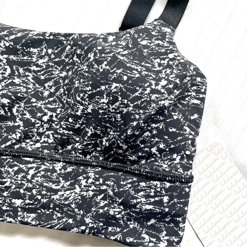 NWT Lululemon Both Ways Bra Iced Wave White Black size 4 - Picture 7 of 14